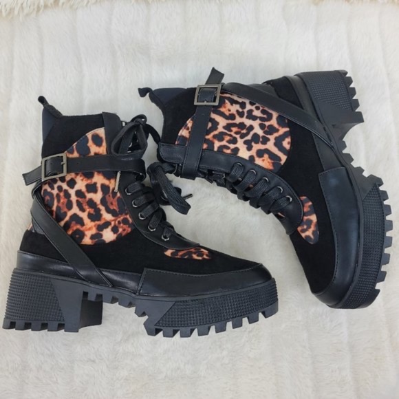 Cape Robbin Leopard Print 1 1/2" Platform Ankle Boot - Picture 5 of 9